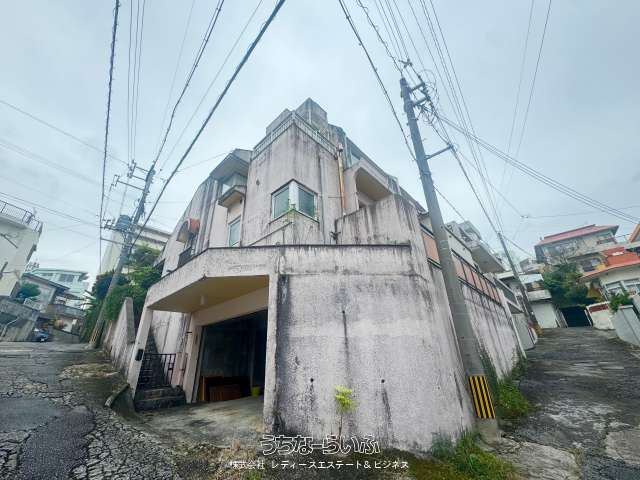 那覇市繫多川2丁目戸建て