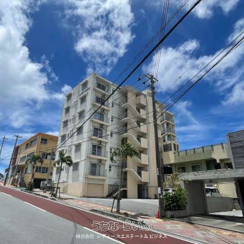 沖縄市諸見里　１棟マンション