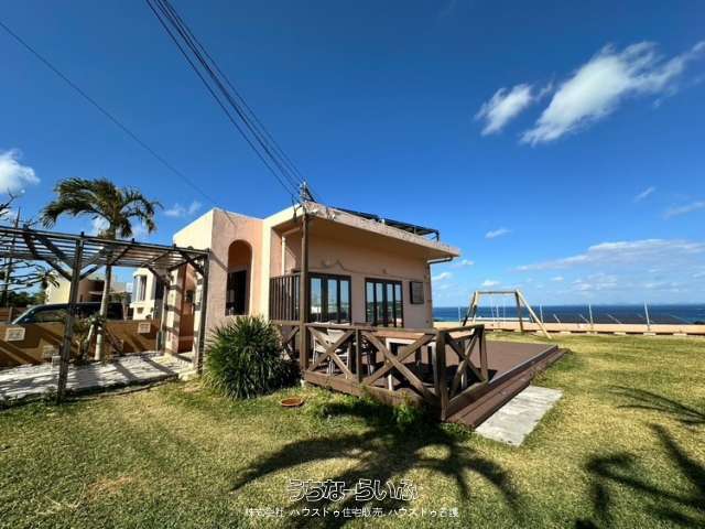 自　店舗付住宅　今帰仁村運天　キッチンテラス Coco Neel