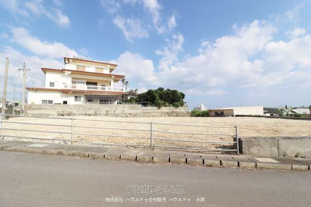 売土地　糸満市米須　全3区画