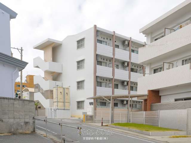 オンネア真嘉比（マカビ） 104号