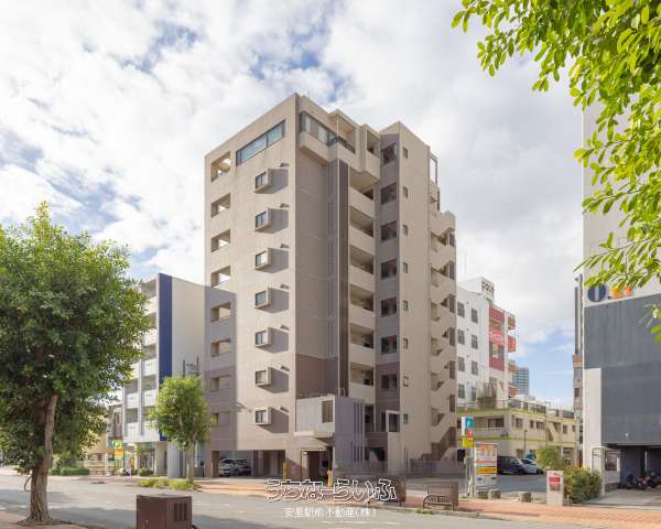 セントラル・プレイス那覇新都心 702号