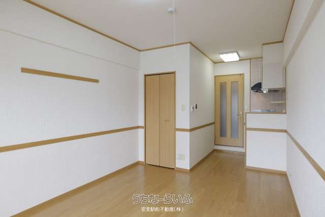 プロフィット牧志 302号