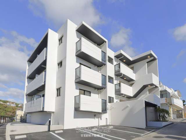 T&R Apartment 104号