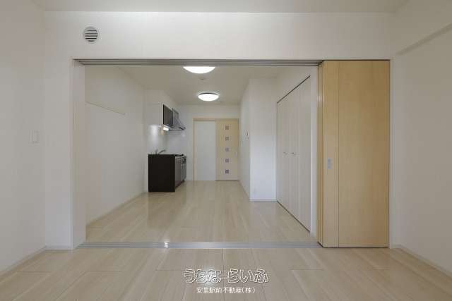 メゾン・ド・ソレイユ 803号