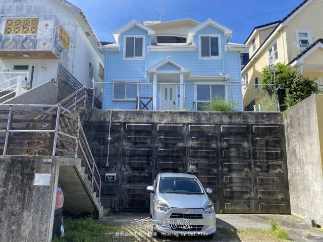 沖縄市桃原2丁目戸建て