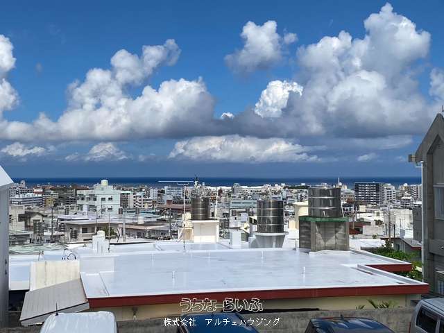 浦添市安波茶一丁目戸建て