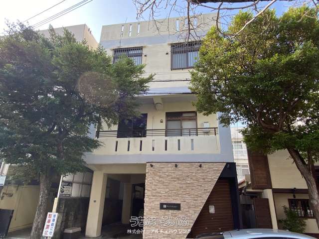 屋良ビル 2F号