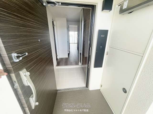 プレサンスロジェ名護為又フォルサ 502号