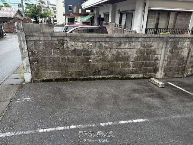 グラード寄宮契約駐車場