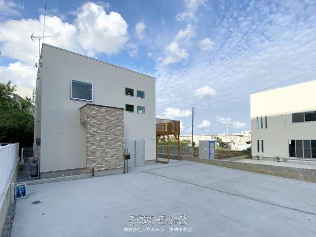 沖縄市高原1丁目【アールスタイル】