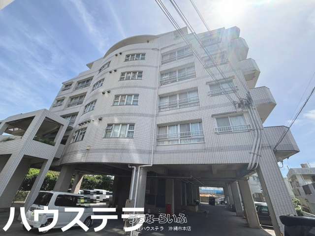 コートヴィレッジ安慶田 4--号