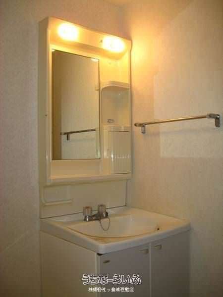 フレンドハウス仲間 302号