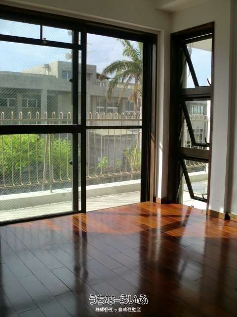 メゾンドヴィラ 303号