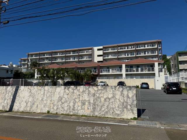 シャールレーク首里城公園3号棟
