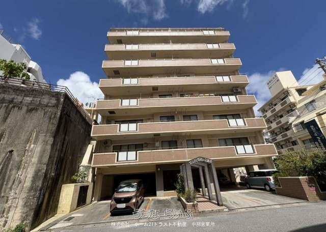 サンパークパレス浦添 201号