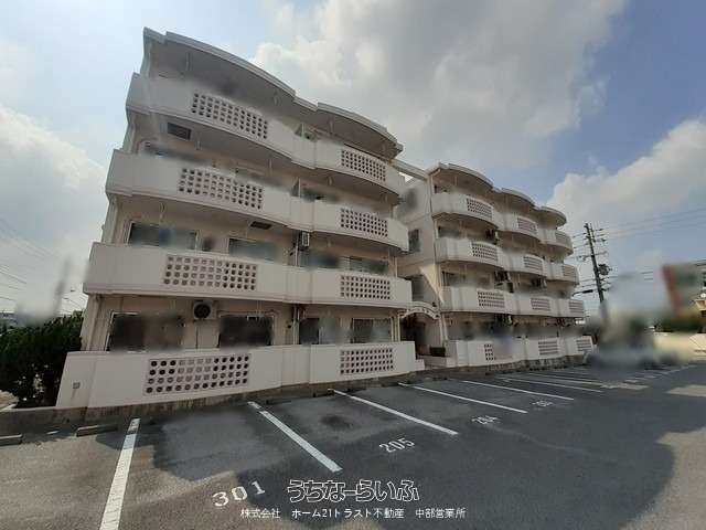 キャッスル泡瀬 401号