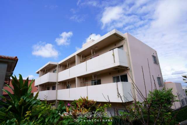 コリーヌ綾 201号