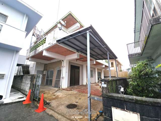 沖縄市松本4丁目戸建