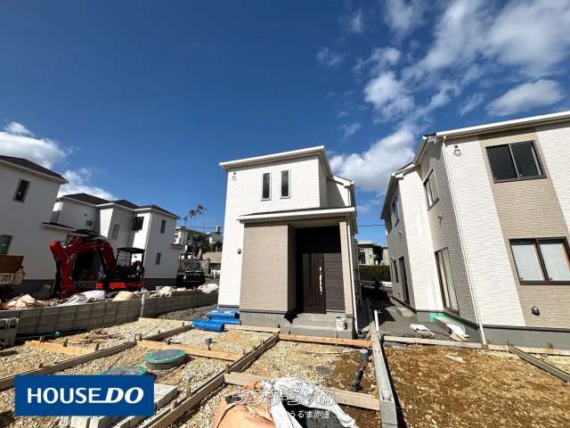 ハートフルタウンうるま市栄野比69番 B号棟