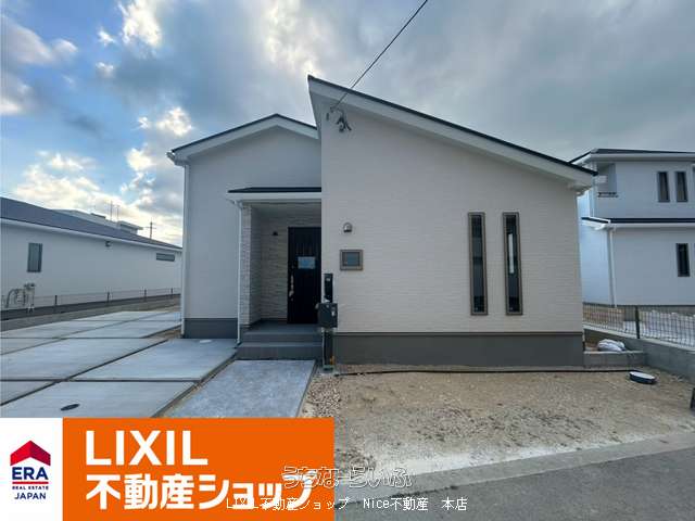 南城市佐敷津波古2303番 B号棟