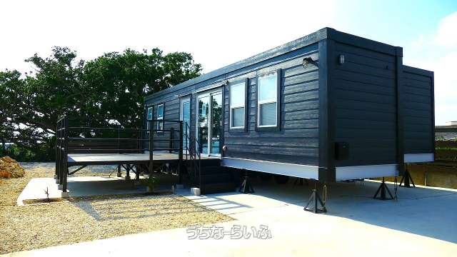 平良松原トレーラーハウス