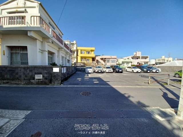 沖縄市上地1丁目